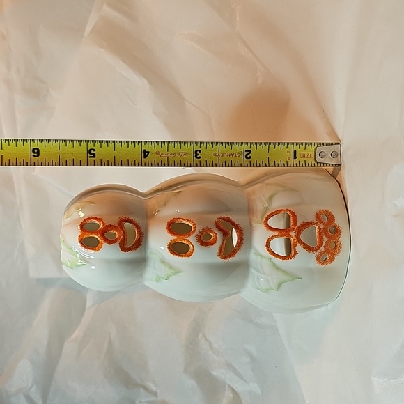 Belleek Stacked Pumpkin Trio Votive Holder - Picture 2 of 7
